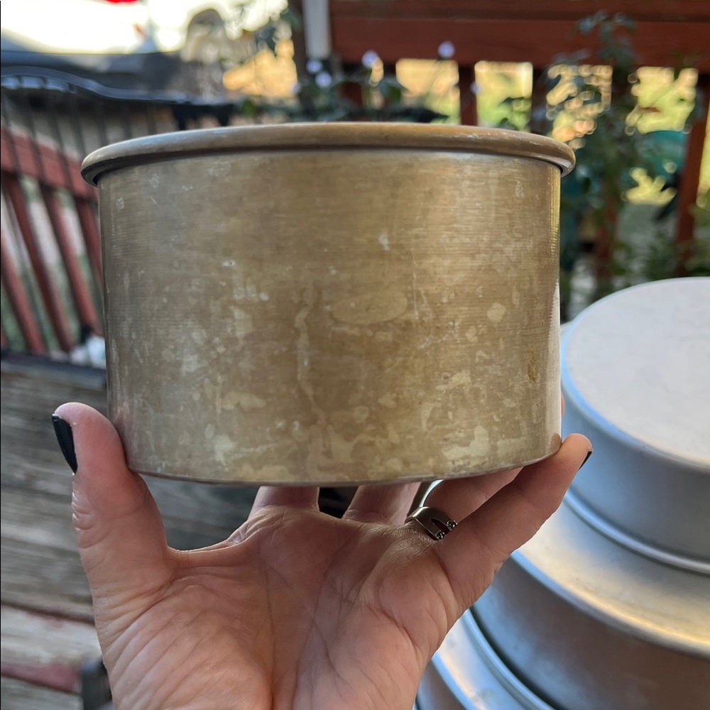 6 piece Magic Line 3 in deep wedding cake pans - Picture 3 of 7